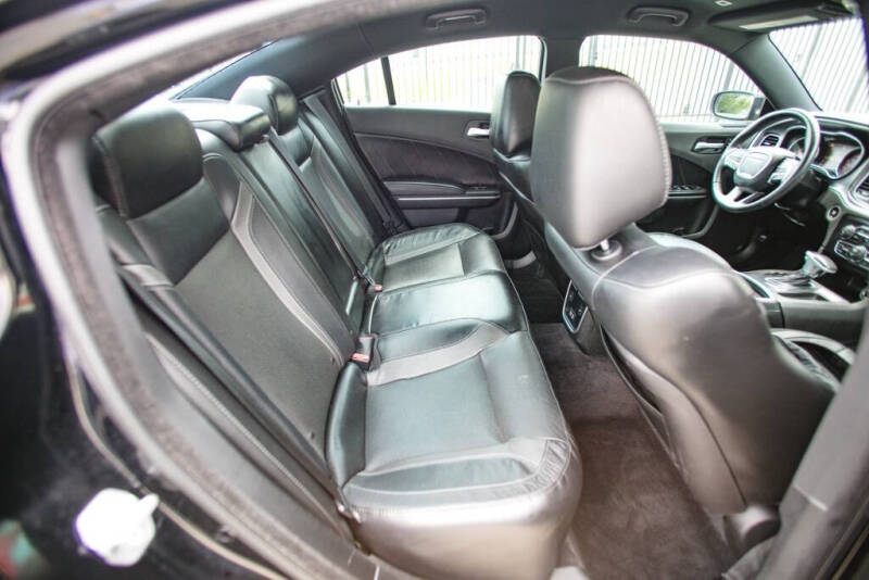 2017 Dodge Charger R/T