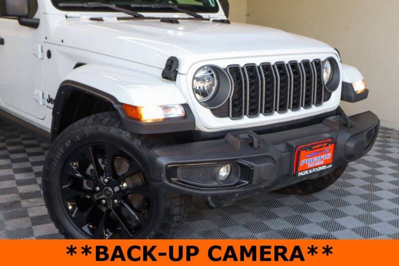 2025 Jeep Gladiator NightHawk