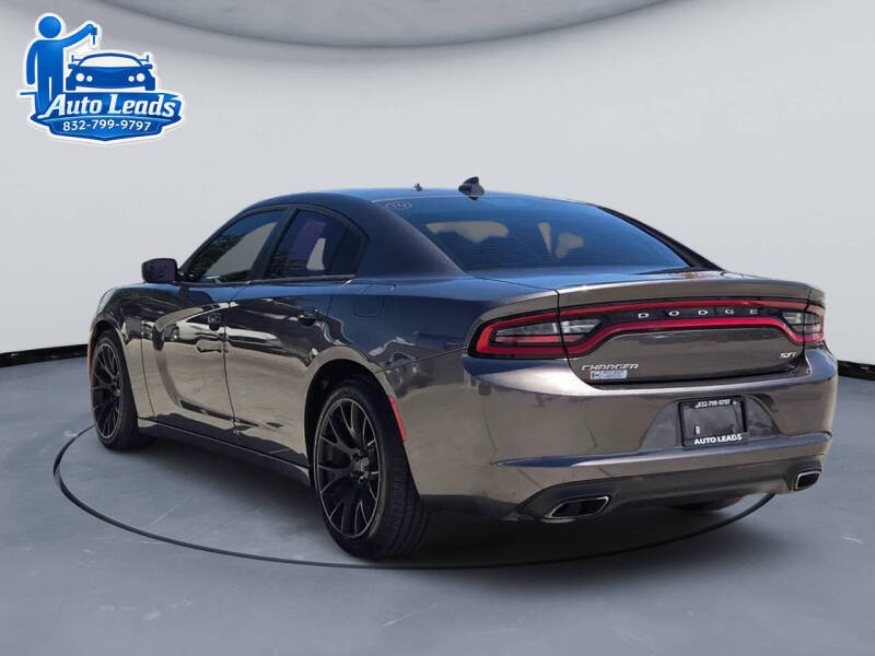 2017 Dodge Charger SXT