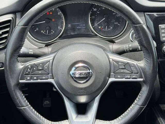 2017 Nissan Rogue Sport SL