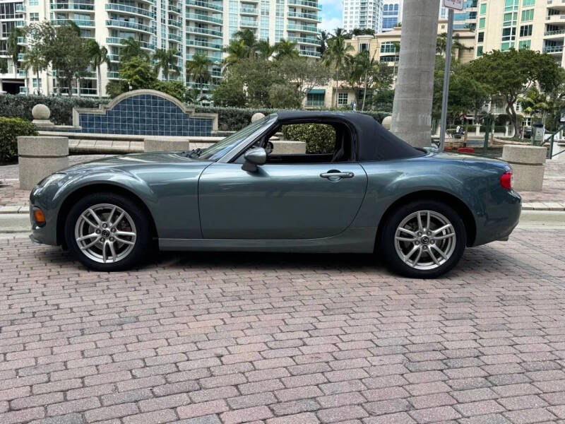 2013 Mazda MX-5 Miata Sport