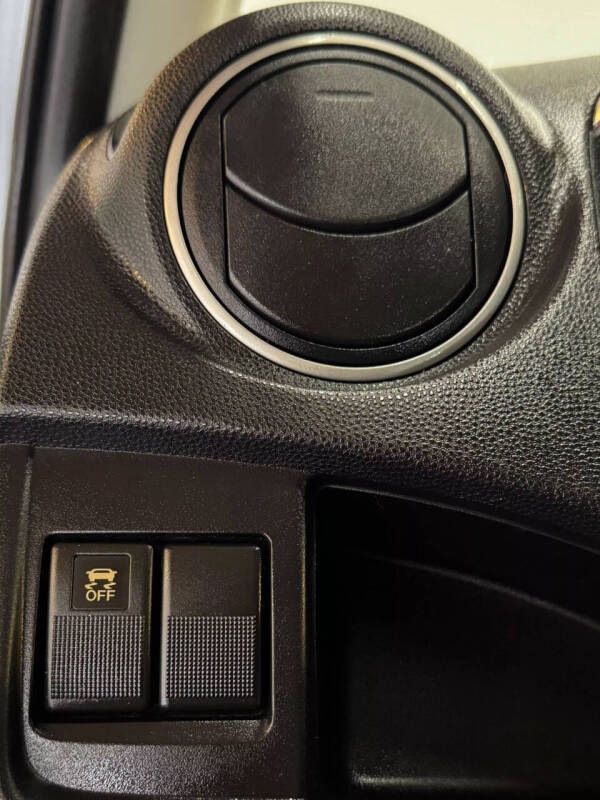 2012 Mazda MAZDA5 Sport