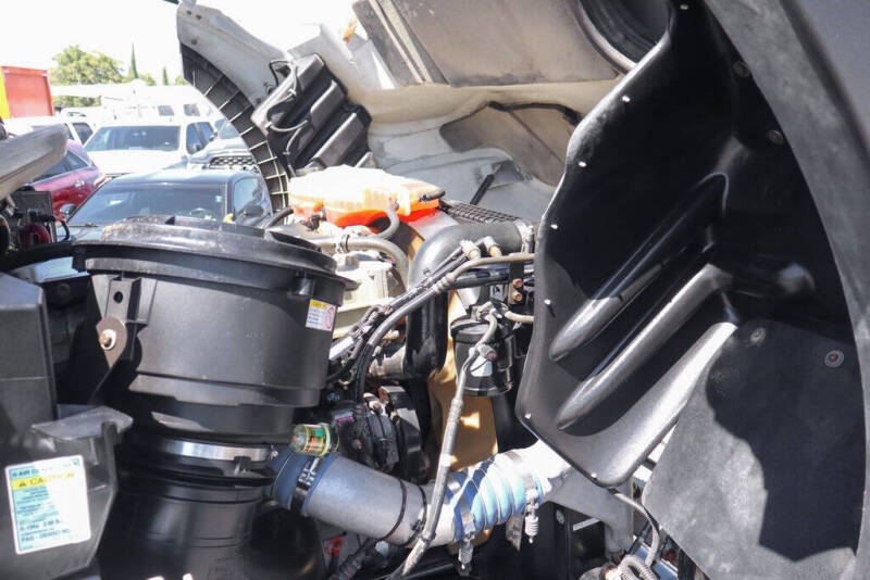 2013 Freightliner M2 112