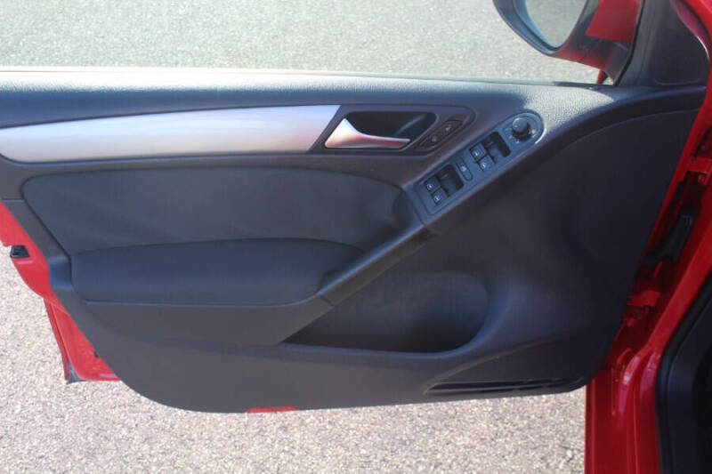 2011 Volkswagen Golf 2.5L PZEV