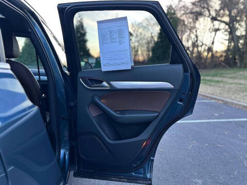 2017 Audi Q3 2.0T quattro Premium Plus