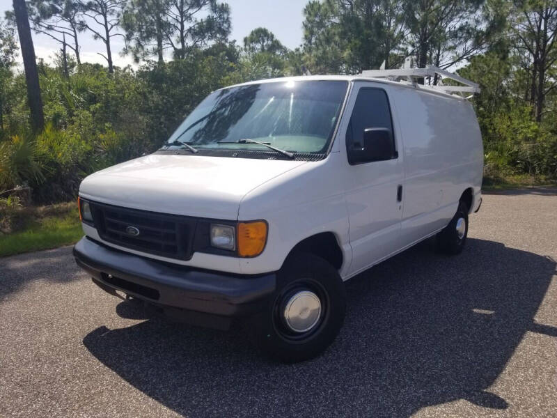 2006 Ford E-Series for sale at VICTORY LANE AUTO SALES in Port Richey FL