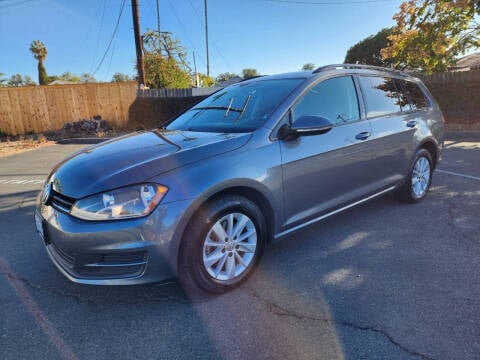 2016 Volkswagen Golf SportWagen