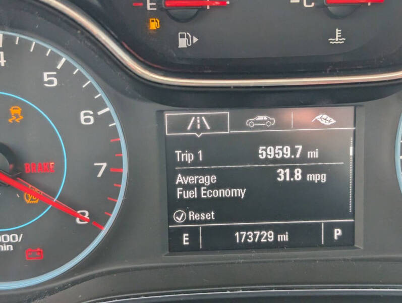 2017 Chevrolet Cruze LS Auto