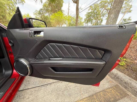 2013 Ford Mustang V6 Premium