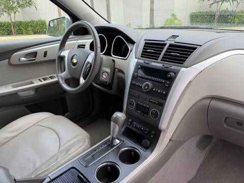 2011 Chevrolet Traverse LT