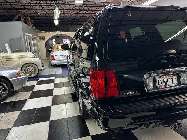 2002 Lincoln Navigator