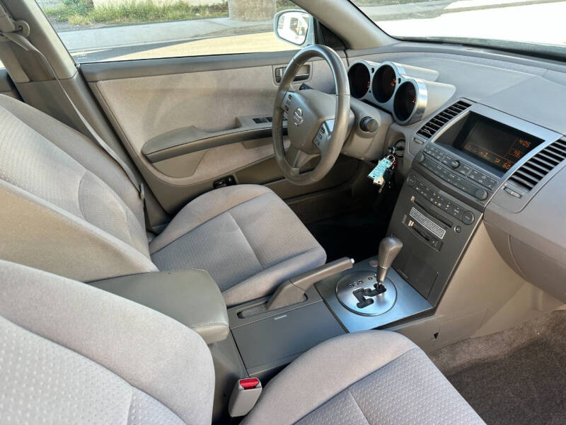 2004 Nissan Maxima 3.5 SE