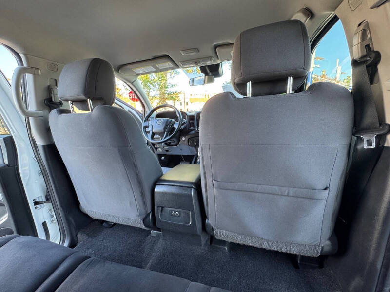 2022 Nissan Frontier S