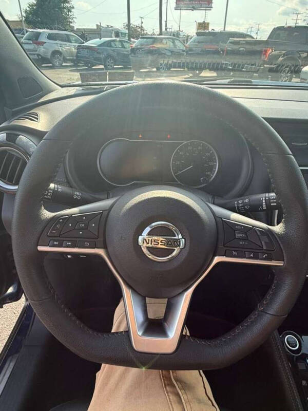 2018 Nissan Kicks SR