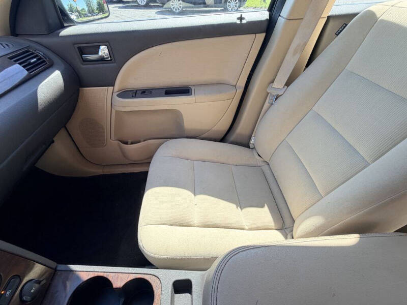 2008 Ford Taurus SEL