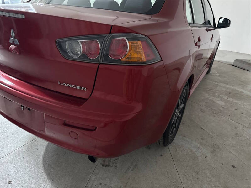 2017 Mitsubishi Lancer ES