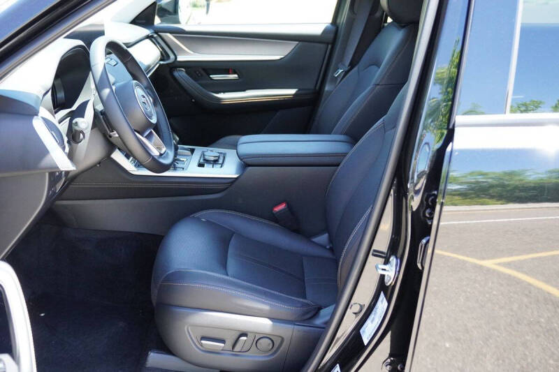 2025 Mazda CX-70 Plug-in Hybrid Premium