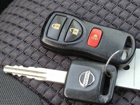 2012 Nissan Titan SV