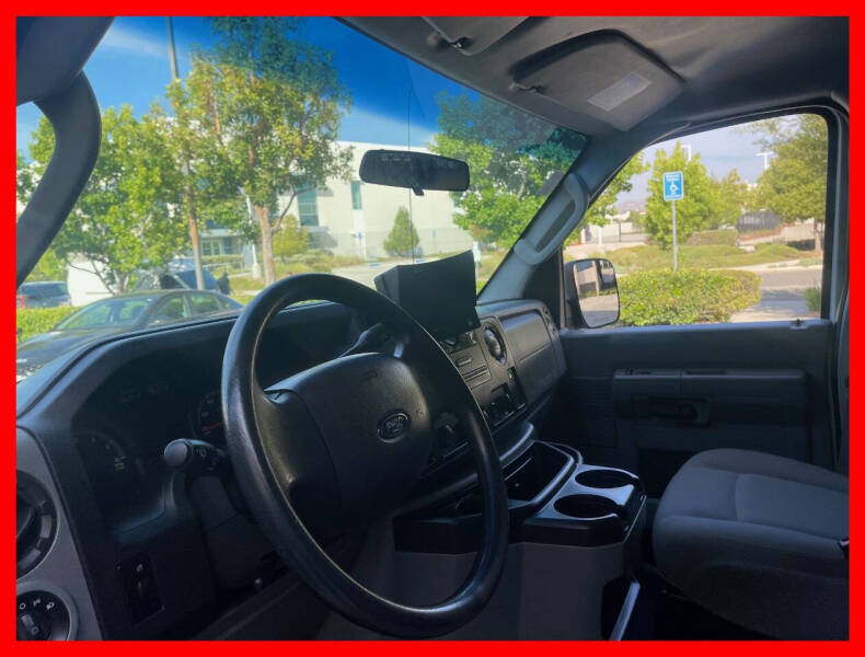 2013 Ford E-Series E-150