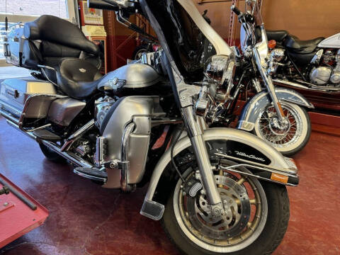 2003 Harley-Davidson® FLHTCUI - Electra Glide®