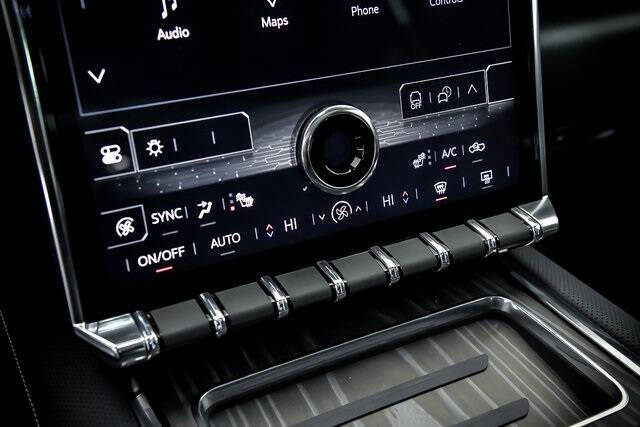 2025 GMC Sierra EV Denali