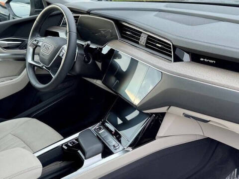 2024 Audi Q8 e-tron quattro Premium Plus