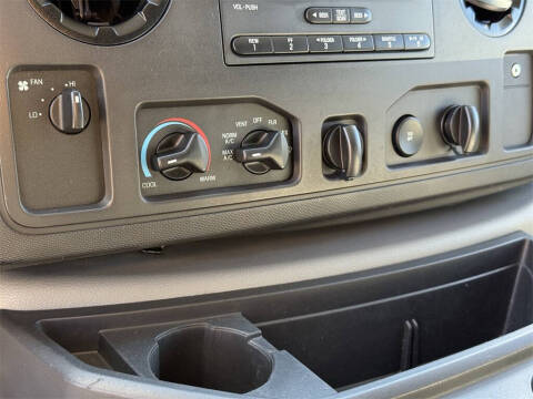 2013 Ford E-Series E-350 SD