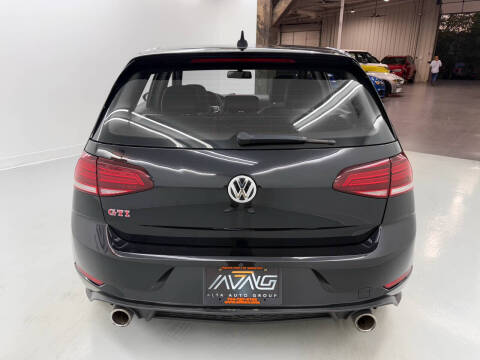 2020 Volkswagen Golf GTI SE