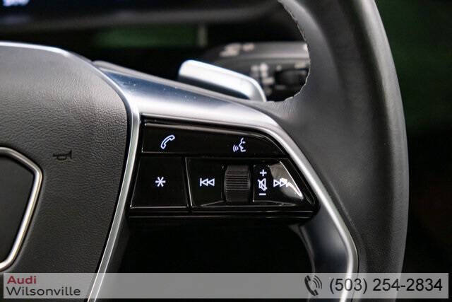 2024 Audi Q8 e-tron quattro Premium Plus