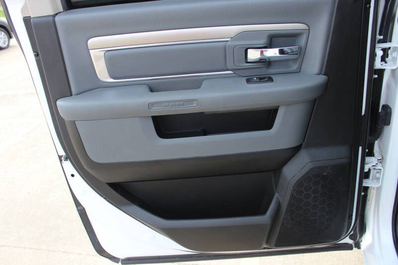 2019 RAM 1500 Classic SLT
