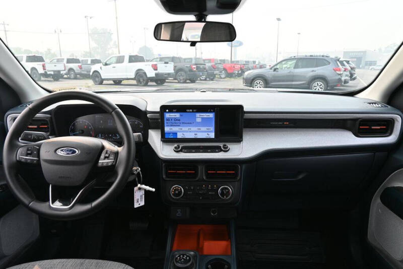 2023 Ford Maverick XLT