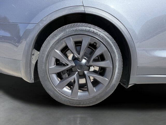 2023 Tesla Model X Standard Range