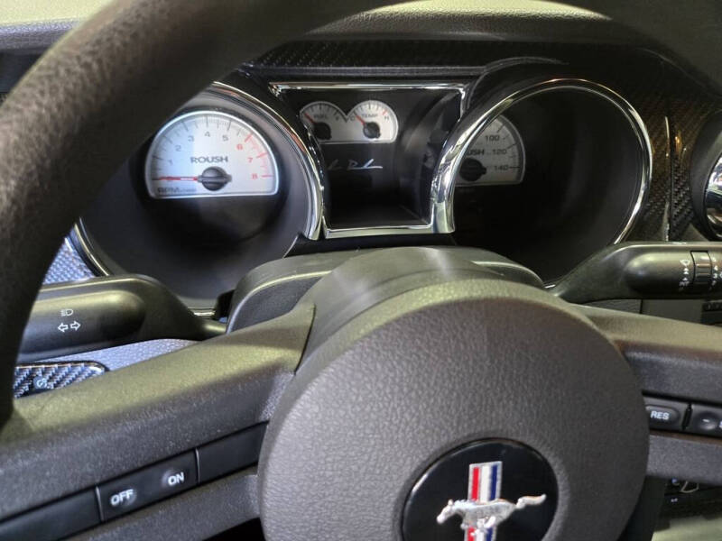 2005 Ford Mustang GT Premium