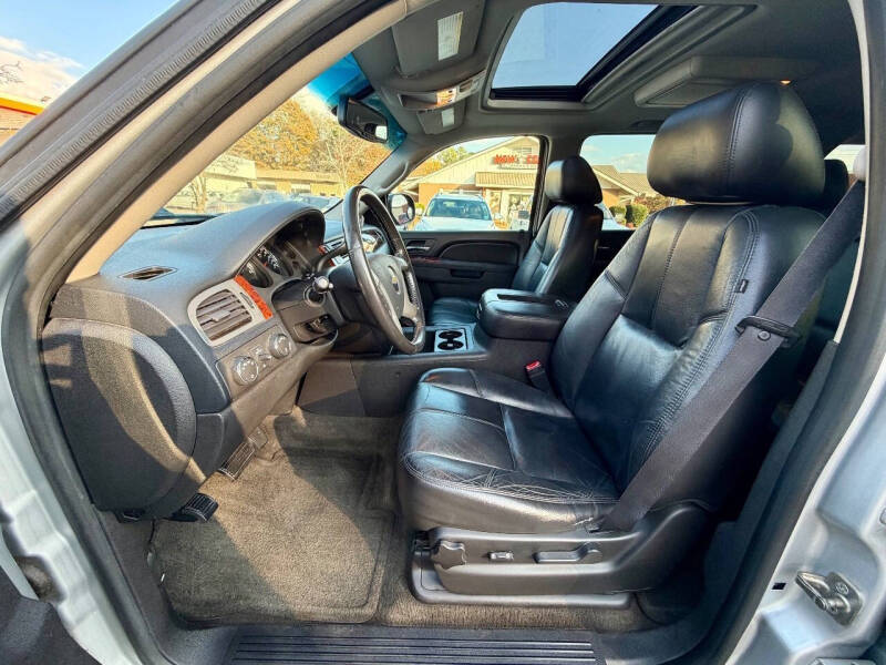 2012 Chevrolet Suburban LT