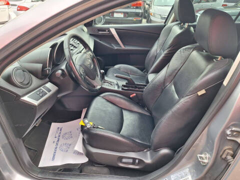 2013 Mazda MAZDA3 i Grand Touring