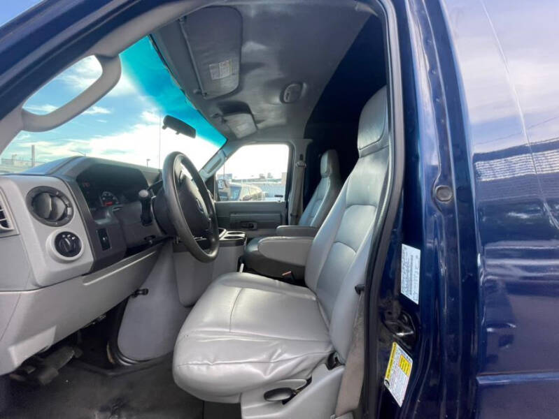 2012 Ford E-Series