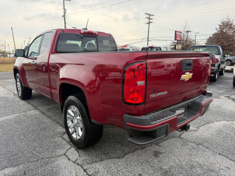 2017 Chevrolet Colorado LT