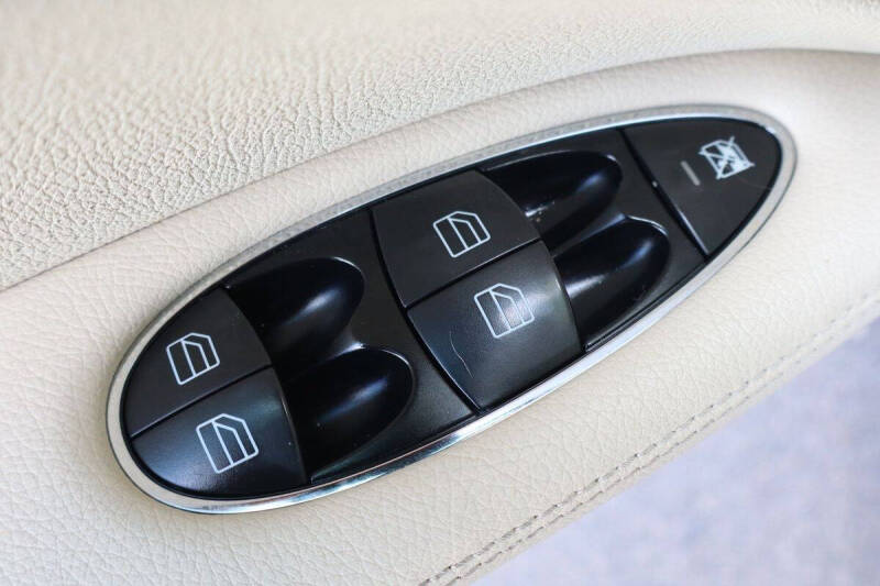 2005 Mercedes-Benz E-Class E 320 4MATIC