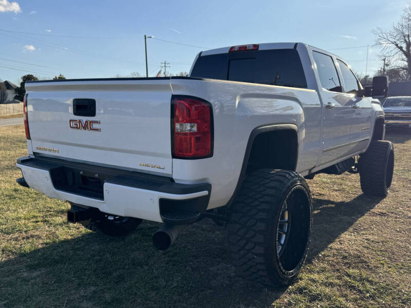 2019 GMC Sierra 2500HD Denali