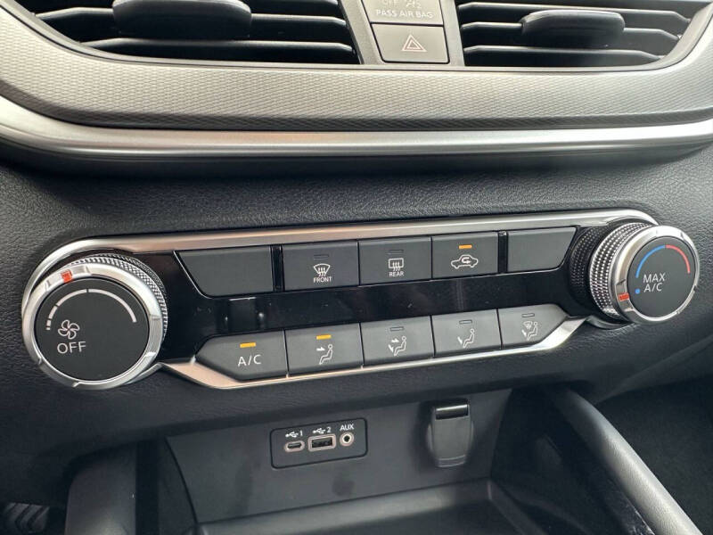 2025 Nissan Altima 2.5 SR