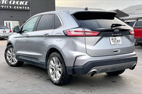 2022 Ford Edge Titanium