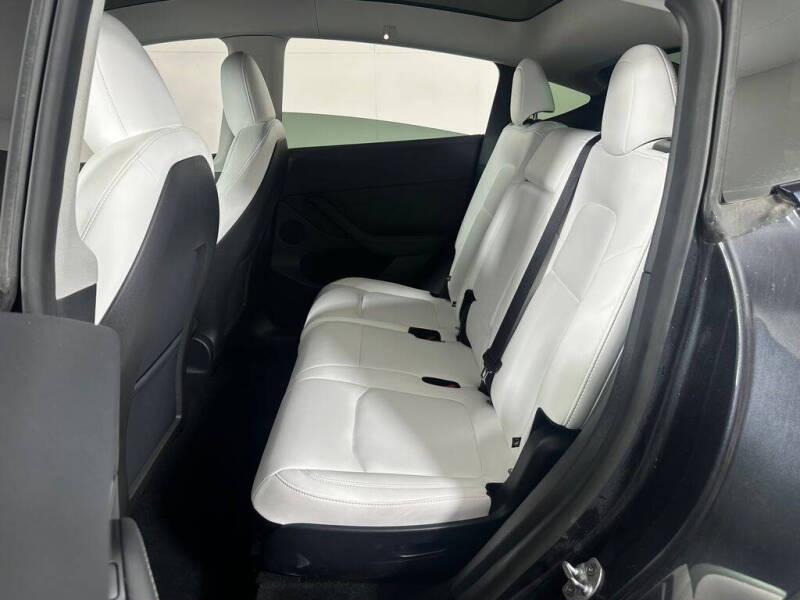 2025 Tesla Model Y Long Range