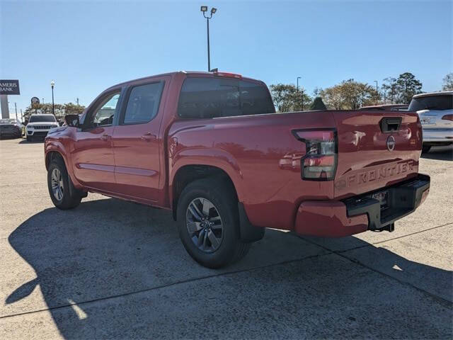 2025 Nissan Frontier SV
