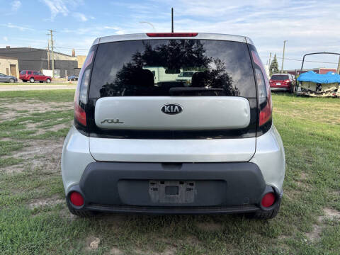 2015 Kia Soul +