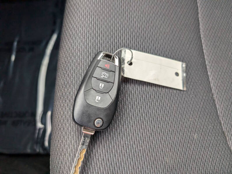 2018 Chevrolet Cruze LS Auto