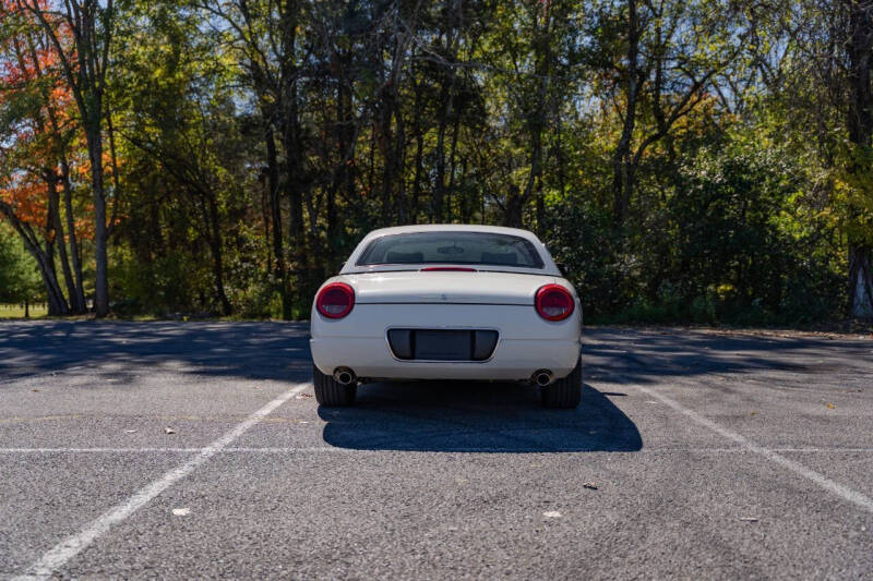 2002 Ford Thunderbird Deluxe