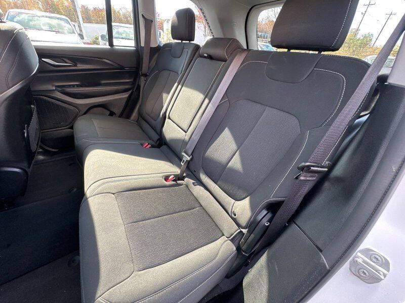 2023 Jeep Grand Cherokee Laredo