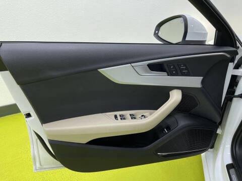 2017 Audi A4 2.0T quattro Premium Plus