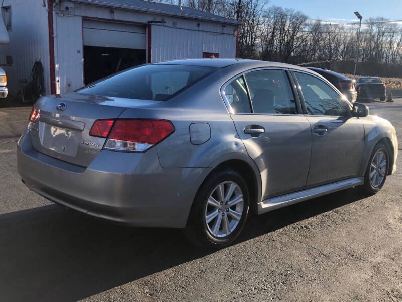 2011 Subaru Legacy 2.5i Premium
