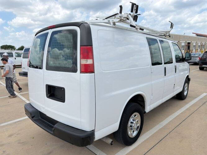 2017 Chevrolet Express 2500